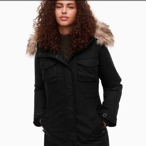 Aritzia paradigm parka HUNTER GREEN